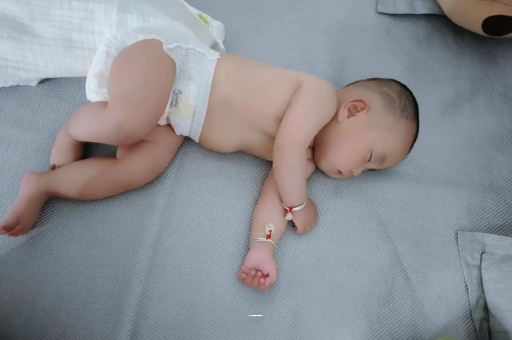 莒县三个月宝宝身高体重
